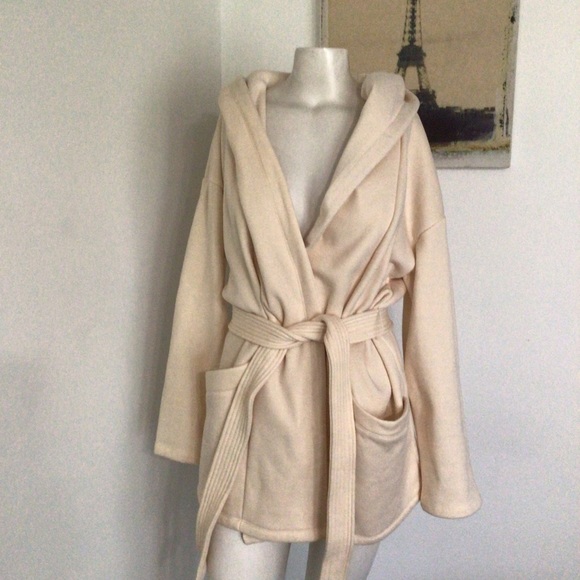 Fabletics Wrap Cozy Belted Hooded Sweatshirt Jacket S - Picture 2 of 8